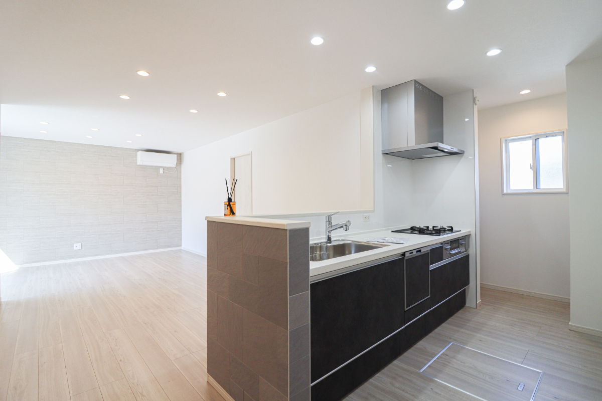 広がる田園風景が、のどかな眺めと暮らしを実現🎵買い物施設案＆教育施設が徒歩圏内で子育て世代が喜ぶ分譲地！