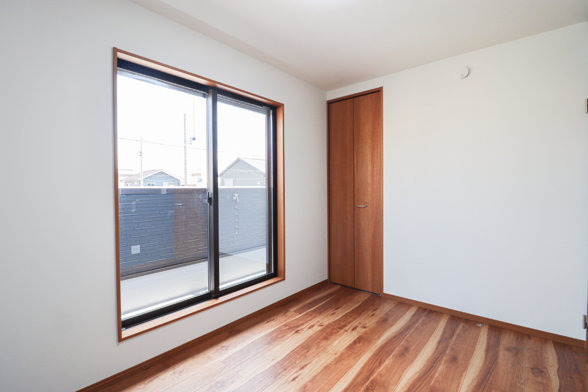 コミュニティが広がる15の家族の夢のまち！前道６ｍ＆間口7.5ｍ！