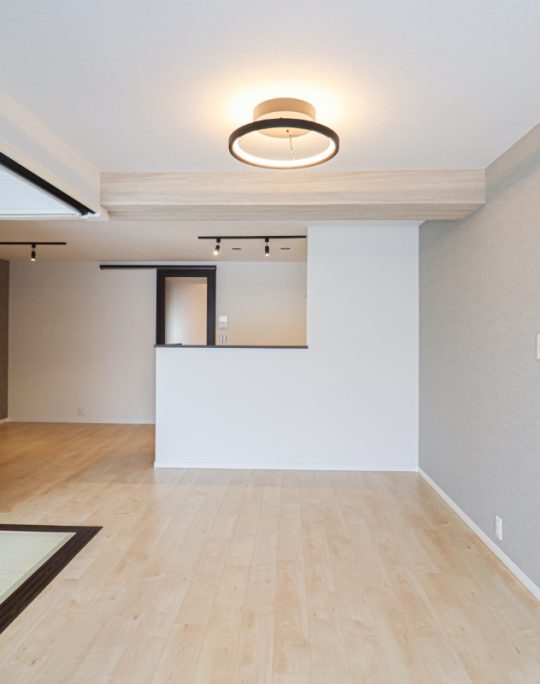 JR長岡京駅徒歩9分!令和7年2月リフォーム完了!