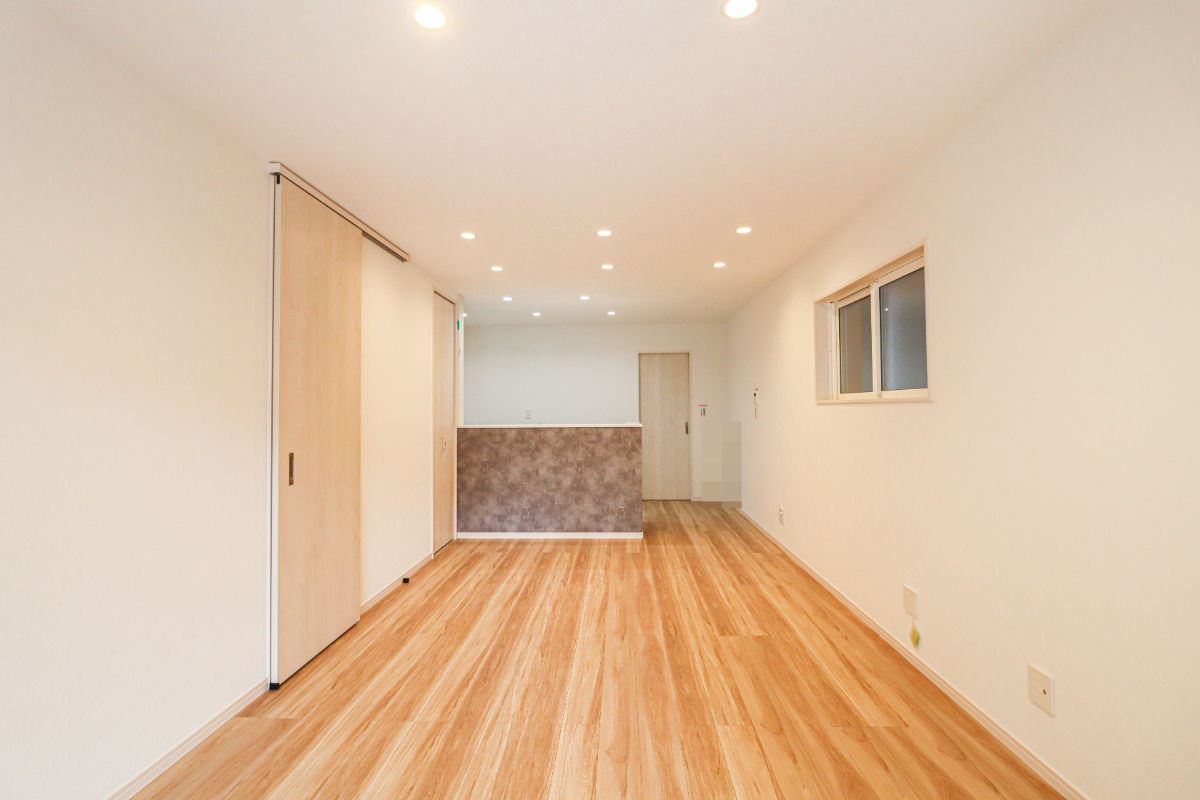 ぽかぽか南向きで日当たり良好&前道5.9m!JR西大路駅徒歩10分!