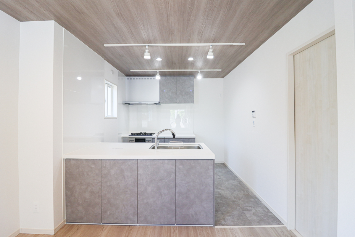 令和7年5月完成！大宮小学校徒歩7分お子様も安心な距離感で安心・安全に暮らせる4区画分譲地！